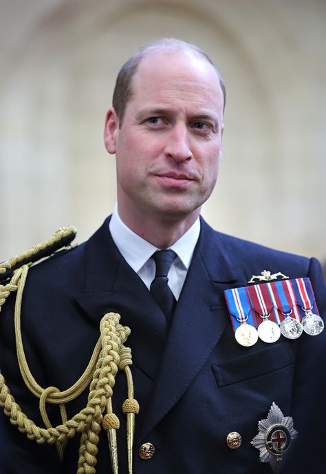 William has 'NO plans' to see Harry on trip to UK - & has 'other priorities' Jennifer Aniston Hair, Uk Trip, Principe William, Video Call With Boyfriend Screen Photo, Clarence House, Prince William And Harry, Prince Williams, Arm Guard, Royal Family News