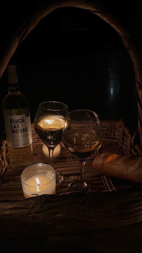 Midnight Picnic Aesthetic, Late Night Picnic Aesthetic, Picnic At Night Aesthetic, Picnic Night Aesthetic, White Wine Aesthetic Night, Wine Date Aesthetic, Night Picnic Aesthetic, Wine Aesthetic Night, Night Picnic Date