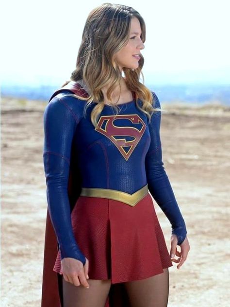 Melissa Benoist on set of #Supergirl Superman Boy, Supergirl Kara, Melissa Benoit, Melisa Benoist, Mellisa Benoist, Supergirl Superman, Supergirl Cosplay, Supergirl Tv, Melissa Supergirl