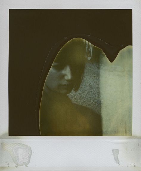 Sarah Moon, Polaroid Photography, Experimental Photography, Polaroid Pictures, Arte Inspo, Foto Art, Art Video, Life Is Strange, Jolie Photo