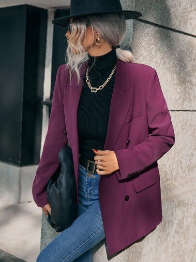 Maroon Blazer Women, Burgundy Blazer Outfit Woman, Purple Jacket Outfit, Purple Blazer Outfit, Burgundy Blazer Outfit, Blazer Outfits For Women Classy, Blazer Outfits Women, Light Jeans Outfit