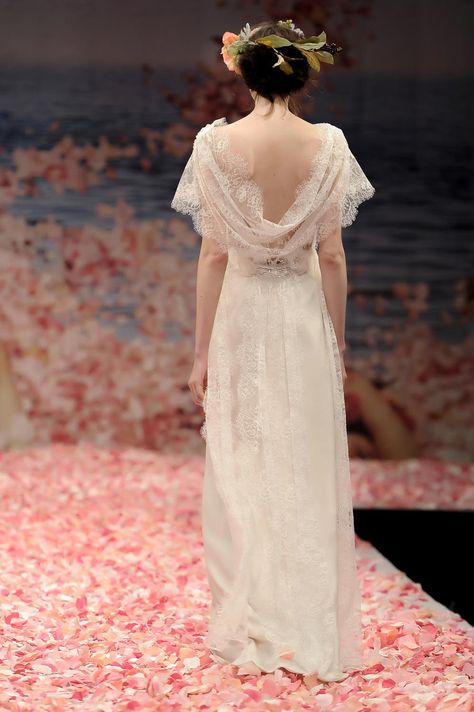 Claire Pettibone - Sonnet dress back Claire Pettibone Bridal, Ethereal Romantic, 20s Wedding, Bridesmaids Gowns, Dress Organza, Wedding Dress Organza, Claire Pettibone, Lovely Bride, Romantic Bride