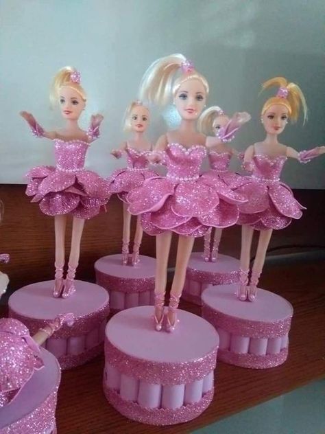 Quinceanera Centerpieces, Ballerina Baby Showers, Sunshine Birthday Parties, Barbie Birthday Cake, Crochet Flower Blanket, Barbie Theme Party, Barbie Ideas, Barbie Birthday Party, Sunshine Birthday