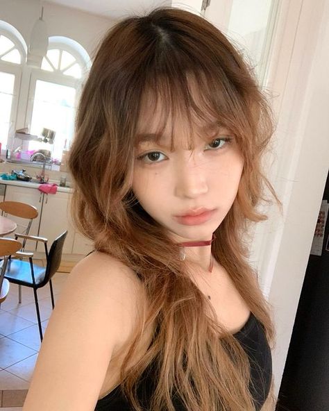 @leedainlee | Instagram Korean Friends, Girls F, Korean Face, Gold Girl, I Love Girls, Girl Face, Ulzzang Girl, Face Claims, Woman Face