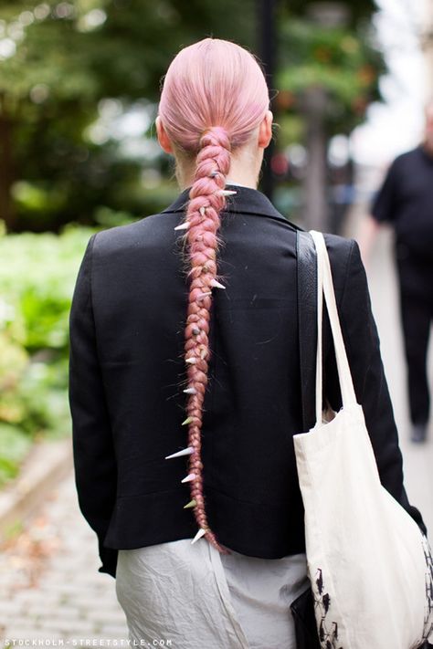 gnarly braid Crazy Braids, Looks Pinterest, Spiked Hair, Cool Braids, Hair Reference, Hair Envy, Grunge Hair, Crazy Hair, Hair Dos