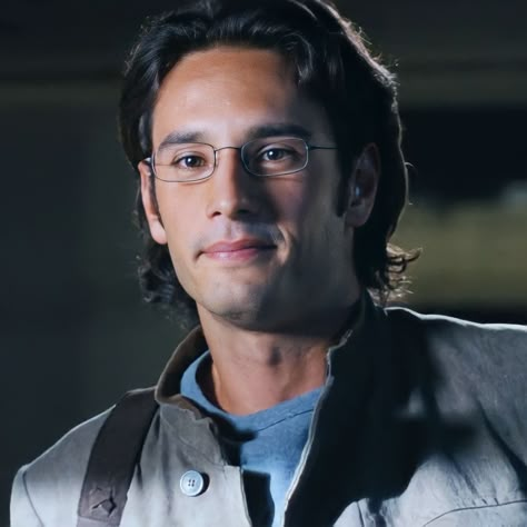 Karl Love Actually, Rodrigo Santoro Love Actually, Love Actually Movie, Love Actually 2003, Romcom Movies, Rodrigo Santoro, Love Actually, Dream Man, Fictional Crushes