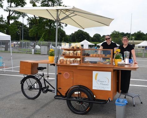 13Fullsize Breakfast Cart, Food Cart Ideas, Bar Structure, Taco Cart, Business Exhibition, Mobile Coffee Cart, Gerobak Dorong, Bread Display, Bike Food