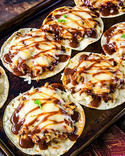 Barbecue Chicken Tostadas Bbq Chicken Tostadas, Kid Dinners, Tostada Recipes, Dessert Pasta, Chicken Tostadas, Spring Pasta, Camping Foods, Cheddar Chicken, Creamy Mushroom Sauce