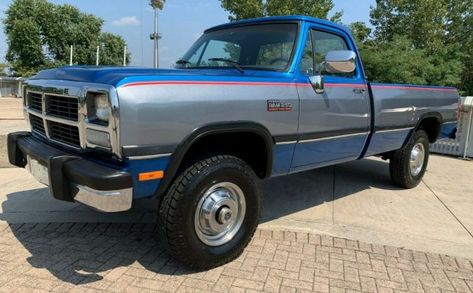 This 1991 Dodge Ram 2500 is a Cummins-equipped survivor that remains in impressive, stock condition with the no reserve auction already past $17K. #Dodge First Gen Cummins, First Gen Dodge, Dakota Truck, 1st Gen Cummins, Dodge Cummins Diesel, Power Ram, American Pickup Trucks, Dodge Diesel, Cummins Trucks