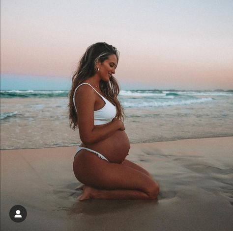 Maternity Swimwear Two Piece Bikinis, Maternity Swimwear Two Piece, Cute Pregnancy Pictures, Swimsuits Photoshoot, Pregnancy Pictures, Maternity Swim, Pretty Pregnant, Maternity Swimsuit, 2 Piece Swimsuits