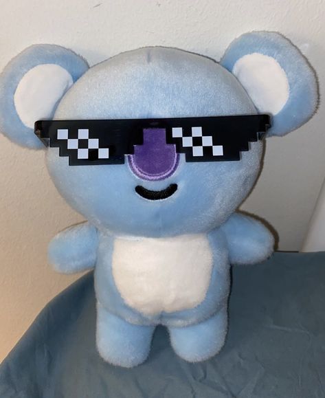 Rm With Koya, Koya Bt21 Aesthetic, Namjoon Pfp Aesthetic, Koya Aesthetic, Kpop Profile Pic, Bts Plushies, Rm Blue, Bt21 Plushies, Koya Bt21