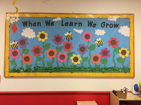 When We Learn We Grow Bulletin Board, Plant Seeds Of Kindness Bulletin Board, Together Bulletin Board Ideas, Grow Bulletin Board Ideas, Grow Together Bulletin Board, Bulletin Board Flowers, Grow Bulletin Board, Garden Bulletin Boards, Staff Bulletin Boards