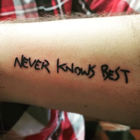 Never Knows Best Flcl, Flcl Tattoo, Never Knows Best, Graffiti Writing, Book Tattoo, Best Tattoo, Anime Inspired, Tattoos And Piercings, I Tattoo