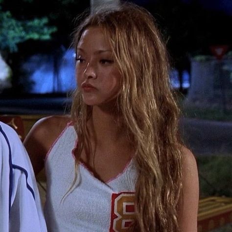 Devon Aoki 2000s, Devon Aoki Icon, Letty Fast And Furious, 2 Fast 2 Furious, Fast 2 Furious, French Curl, Devon Aoki, 2000s Aesthetic, Fast And Furious