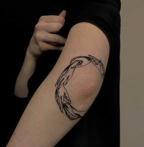 Elbow Tattoo Ideas, Tattoo Ideas Tumblr, Above Elbow Tattoo, Tattoo Elbow, Inner Elbow Tattoos, Wörter Tattoos, Elbow Tattoo, Saved Tattoo, Tattoo Inspiration Men