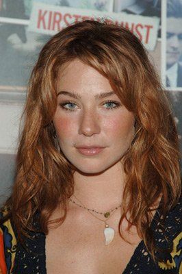 Redish hair color Lynn Collins at event of Elizabethtown (2005) Lynn Collins John Carter, Red Freckles, Lynn Collins, American Indian Girl, Imdb Movies, Pretty Face, Redheads, Famous People, Pretty Woman