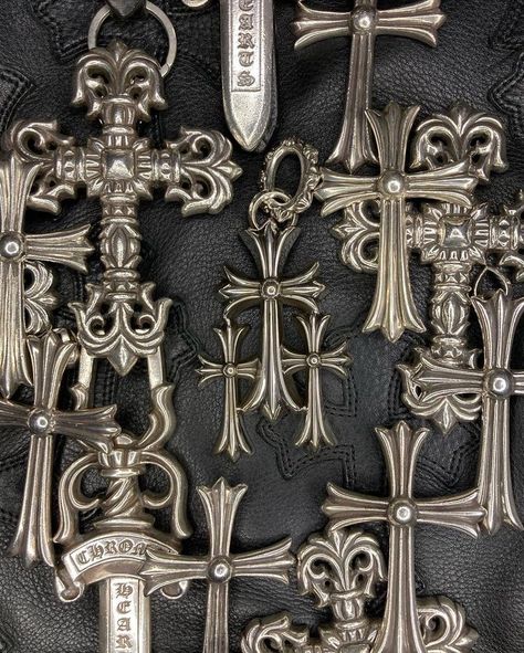 Chrome Hearts Jewelry, Chrome Hearts, Jewelry Inspo, Dream Jewelry, Mode Inspiration, Piercing Jewelry, Vivienne Westwood, Vision Board, Cowboy