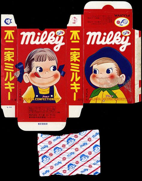 Japan - Fujiya Milky candy box and wrapper - 1970's by JasonLiebig, via Flickr Cookies Food Photography, Anime Packaging, Milky Candy, Cookies Sandwich, Making Jelly, Karton Design, Templat Kotak, Pola Kotak, Retro Packaging