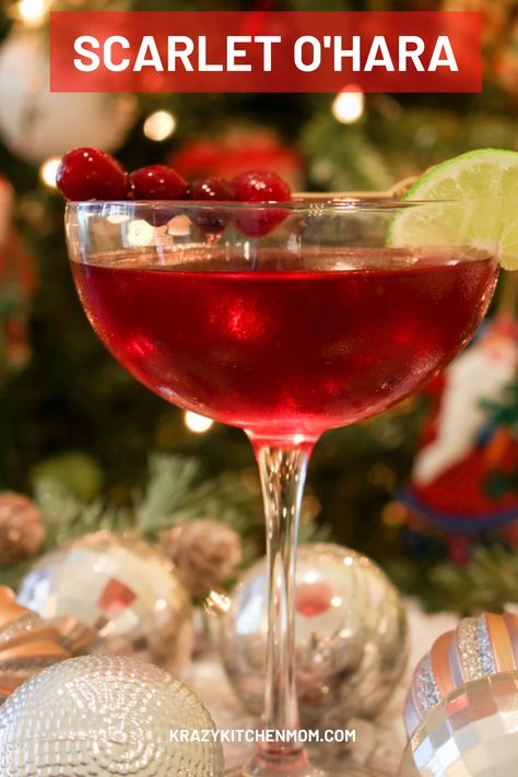 This nostalgic cocktail is a tradition in my family. We only make and serve it during the holidays between Thanksgiving Day and New Year's Day. House Party Alcohol, Yummy Cocktails, Specialty Drinks, Cranberry Cocktail, Cocktails Recipes, Fancy Cocktails, Christmas Entertaining, Christmas Cocktails, Southern Comfort