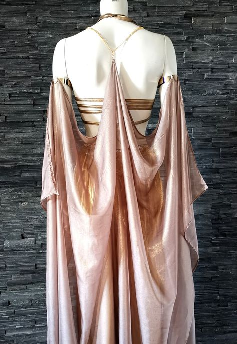 Psyche Goddess Costume, Gold Godess Dresses, Plus Size Goddess Dress, Asteria Goddess Costume, Star Goddess Outfit, White And Gold Aesthetic Outfit, Aphrodite Dress Goddesses, Hecate Goddess Outfit, Artemis Dress Greek Gods