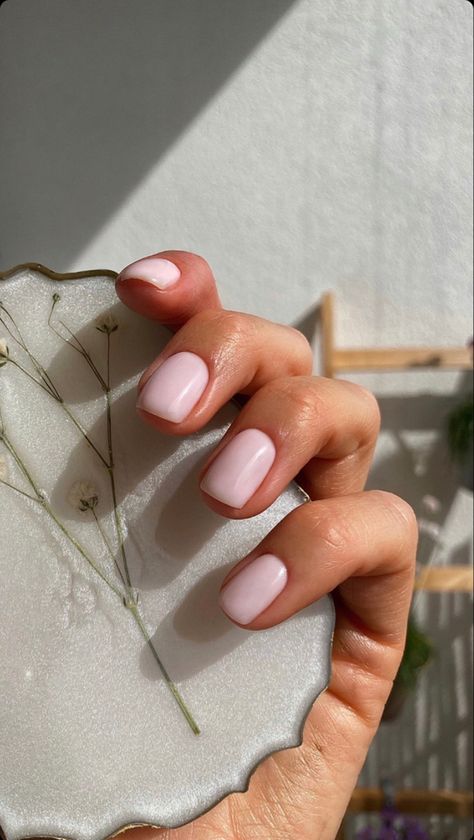 Short Gel Nails Tan Skin, Short Nails For Tan Skin, Gel Nails On Tan Skin, Simple Nails Tan Skin, Gel Nails Tan Skin, Nails For Tanned Skin, Nails For Tan Skin, Tan Skin Nails, Nails Tan