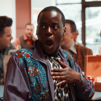 Eric Effiong, Ncuti Gatwa, Funny Feeling, Dating Girls, Cowboy Bebop, Tv Characters, Netflix Series, Film Serie, Pretty Little Liars