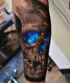 Blakc and grey designed Skull tattoo, w/ Bright sapphire blue eyes/nose from inside! 22 Tattoo, معرض فني, Polynesian Tattoos, Forearm Tattoo Design, Geometric Tattoos, Cat Tattoos, Geniale Tattoos, Tiny Tattoo, 3d Tattoos