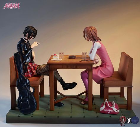 Nana Anime Figurines, Trinkets For Shelves, Action Figures Aesthetic, Osaki Nana, Komatsu Nana, Nana Osaki, Paradise Kiss, Nana Komatsu, Resin Statue