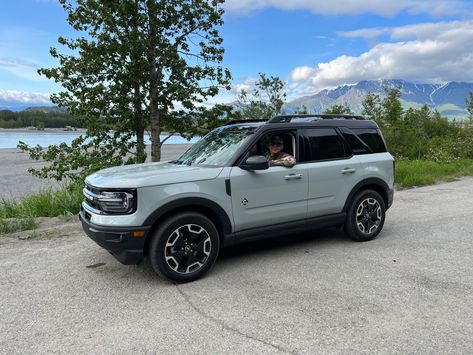 Bronco Sport Cactus Grey, Ford Bronco Sport Cactus Grey, Outerbanks Bronco, Bronco Sport Aesthetic, Grey Bronco, 2024 Bronco, Bronco Ford, Ford Sport, Ford Bronco Sport