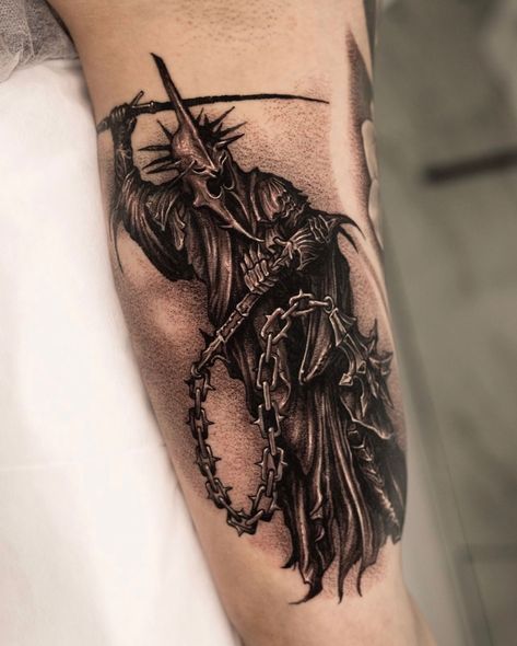 • Lord of the Rings Tattoos? Do you or would you get a LOTR tattoo? Let me know in the comments👇🏼 Be sure to check out all these brilliant artists! ✨ Follow @all.tolkien.fans for more Tolkien content ✨ Aragon Lotr Tattoo, Lord Of The Rings Sauron Tattoo, Middle Earth Tattoo, Nazgul Tattoo, Sauron Tattoo, Tolkien Tattoo, Lotr Tattoo, Lord Of The Rings Tattoo, Earth Tattoo