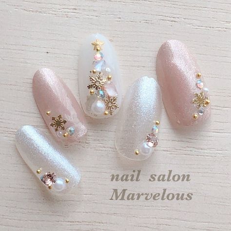 Japanese Winter Nails, Winter Nails Korean, Christmas Nails Korean, Korean Christmas Nails, Christmas Glitter Nails, Xmas Nail Designs, Hello Nails, Asian Nails, Fantasy Nails