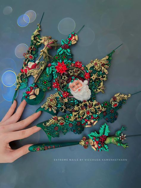 Extreme Christmas Nails, Fantasy Nail Art Competition, Nail Art Competition, Nail Competition, Extreme Nails, 3d Nail Art Designs, Crazy Nail Art, Fantasy Nails, Crazy Nails