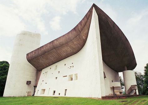 "Emergency security measures" called for after vandals sack Le Corbusier's Ronchamp Ronchamp Le Corbusier, Corbusier Architecture, Le Corbusier Architecture, Villa Savoye, Zaha Hadid Architecture, Zaha Hadid Design, Famous Architecture, Zaha Hadid Architects, Landscape Architecture Design