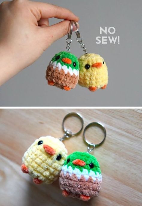 Crochet Mini Gift Ideas, Tiny Keychain Crochet Pattern, Crochet Keychain No Sew, Crochet Bird Patterns Free Amigurumi, Free Crochet Keychain Patterns, Crochet Owl Pattern Free, Amigurumi Keychain Free Pattern, Small Amigurumi, Crochet Baby Hats Free Pattern