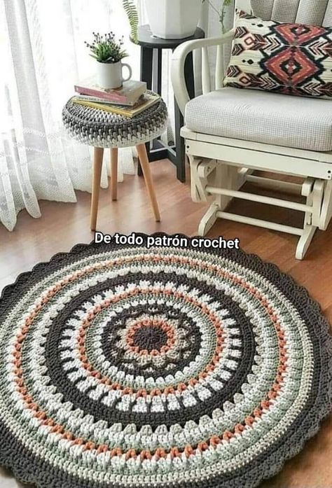 Carpet Crochet, Susan Bates Crochet Hooks, Rug Patterns, Crochet Carpet, Crochet Rug Patterns, Creative Crochet, Crochet Home Decor, Textured Waves, Crochet Rug