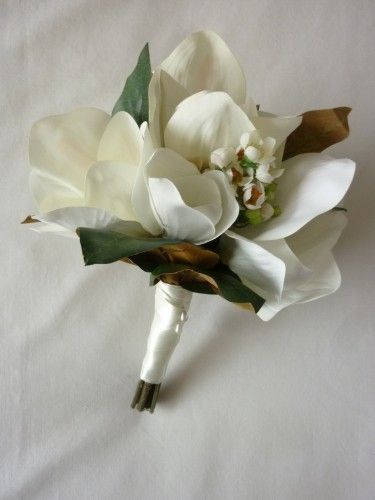 beautiful magnolia flowers and Magnolias Wedding Bouquet, Magnolia Wedding Flowers, Magnolia Bouquet, Church Wedding Flowers, Magnolia Wedding, Tropical Wedding Flowers, Wax Flower, Magnolia Flowers, Wax Flowers