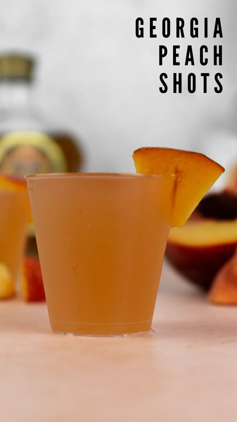 Peach Ring Shots, Peach Shots Alcohol, Rum And Peach Schnapps Drinks, Peach Shots Recipe, Peach Cobbler Shots, Peach Snaps Shots, Peach Schnapps Shots, Shots With Peach Schnapps, Drinks With Peach Schnapps