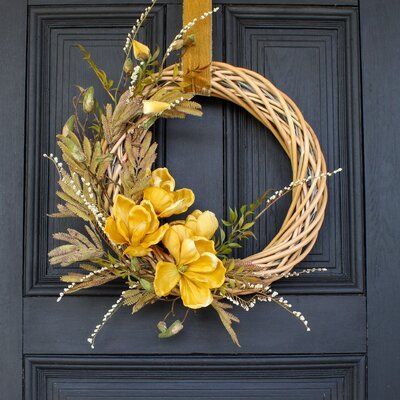 Summer wreath ideas for front door - Missmv.com Easter Mesh Wreaths, Flower Displays, Silk Wreaths, Floral Door Wreaths, Willow Wreath, Homemade Wreaths, Easter Wreath Diy, Grapevine Wreaths, Door Wreaths Diy