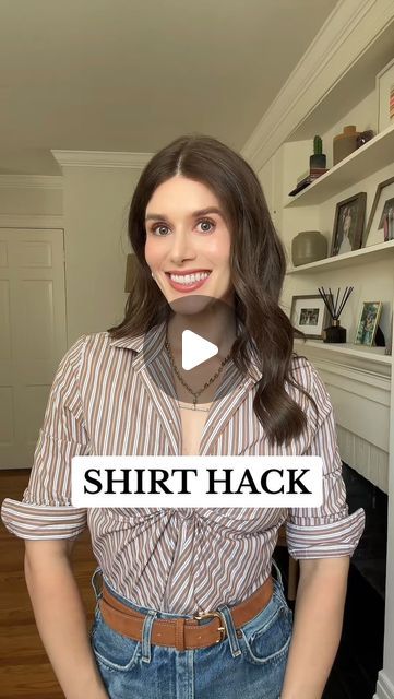 How To Tie A Flannel Around Your Waist, Tied Flannel Outfits, How To Tie A Flannel, Shirt Tie Hack, Style A Flannel Shirt, How To Style A Flannel Shirt, How To Style Flannel, How To Style A Flannel, Styling A Flannel