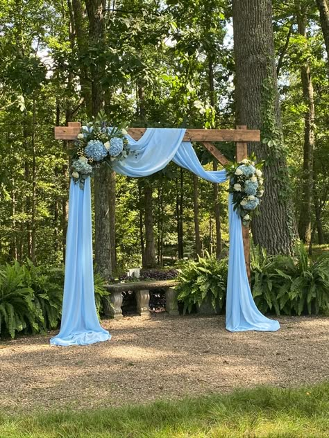 Blue Outside Wedding, Blue Arbor Wedding, Dusty Blue Wedding Arch Ideas, Dusty Blue Wedding Country, Teal Blue Wedding Decor, Hydrangea Themed Wedding, Dusty Blue Wedding Arbor, Dusty Blue Arch Wedding, Royal Blue Wedding Arch