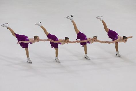 Novice, Masters Champions Crowned on Day One of U.S. Synchronized Skating Championships Synchro Skating Aesthetic, Synchro Skating, Synchronized Skating, Skate 3, Skating Aesthetic, Winter Photoshoot, Ice Skating, Figure Skating