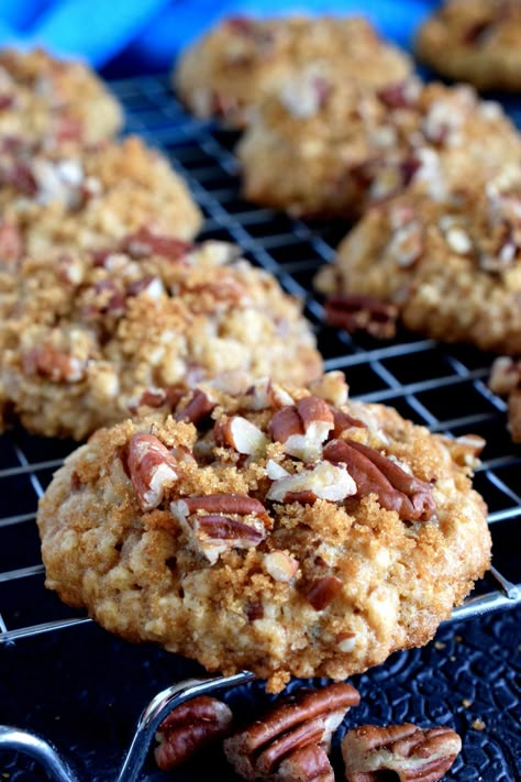 Maple Pecan Oatmeal, Pecan Oatmeal Cookies, Pecan Oatmeal, Maple Recipes, Pudding Chia, Oatmeal Cookies Chewy, Pecan Cookies, Maple Pecan, Oatmeal Cookie Recipes