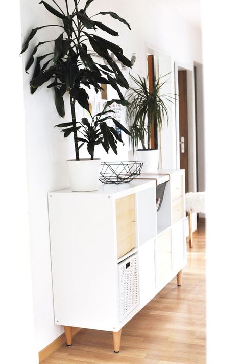 Ikea Hack: Sideboard aus Ikea Kallas selber bauen Ikea Hack Sideboard, Ikea Ideas, Ikea Kallax, Kallax Ikea, Ikea Diy, Ikea Hacks, Diy Patio, Ikea Hack, Interior Inspo