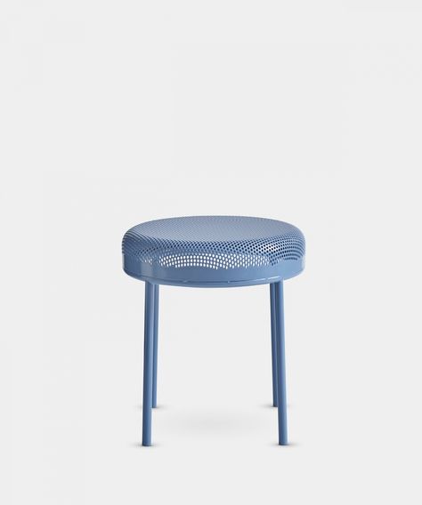 A minimalist, metal stool with a perforated seat. In steel with a powder-coated blue finish. Inspired by bar stools in British pubs (check out the over-sized seat, usually upholstered). Dimma Chair by Alexander Lervik for Tingest. Metal Stool Design Ideas, Metal Stool Design, Box Stool Design, Stool Design Metal, Small Plastic Stool, Designer Bar Stools, Metal Stool, Futuristic Furniture, Minimalist Furniture