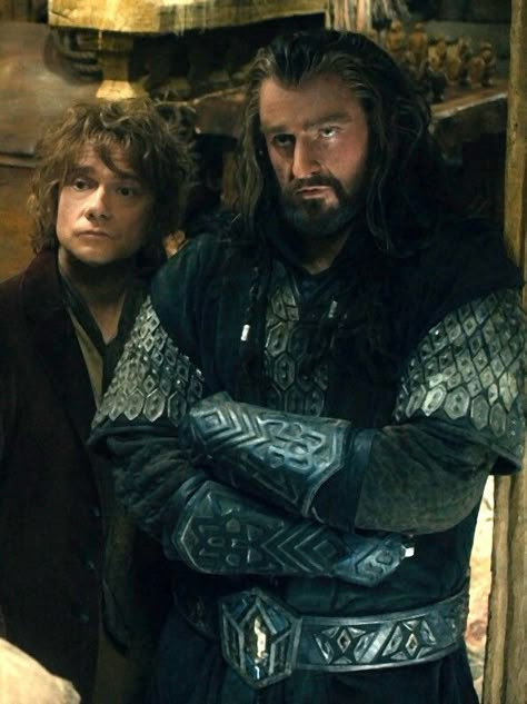 Thorin Cosplay, Thorin Bilbo, Thilbo Bagginshield, Guy Of Gisborne, Sherlock Holmes Benedict, Fili And Kili, The Hobbit Movies, Sherlock Quotes, Thorin Oakenshield