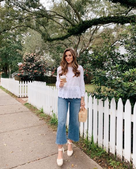 Back To The Basics: My Go-To Jeans | Gal Meets Glam Alpargatas Outfit, Winter White Outfit, Cropped Denim Pants, Julia Berolzheimer, Cropped Wide Leg Jeans, Dresses Spring, Gal Meets Glam, 2024 Trends, Lace Dresses