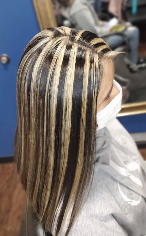 Gray Hair Brunette, Thick Blonde Highlights On Dark Hair, Blonde Hilights On Dark Brown Hair, Highlights Hair Brunette, Blonde Hair Black Highlights, Chunky Blonde Highlights On Brown Hair, Brown With White Highlights, Blonde Hair With Black Highlights, 2000s Highlights Hair