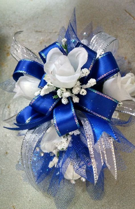 Royal Blue And Silver Corsage, Iris Corsage, Prom Tuxedo Ideas, Teacup Roses, Diy Corsages, Ring Corsage, Flowers At Wedding, Corsage White, Blue Corsage