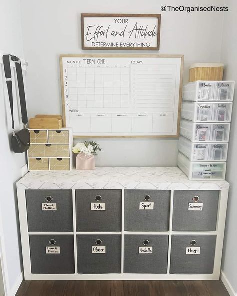 Home Organization Ideas, Office Organization Home, Work Desk Organization, Organised Mum, Craft Closet Organization, Creating An Entryway, Home Command Center, Decluttering Inspiration, Office Room Decor