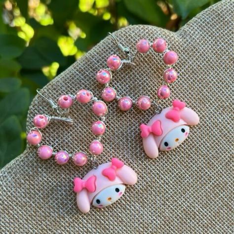 My Melody Earrings Holiday Art, My Melody, Earrings Handmade, Handmade Jewelry, Jewelry Designer, Jewelry Watches, Plus Outfits, Designer Handbags, Vintage Fashion